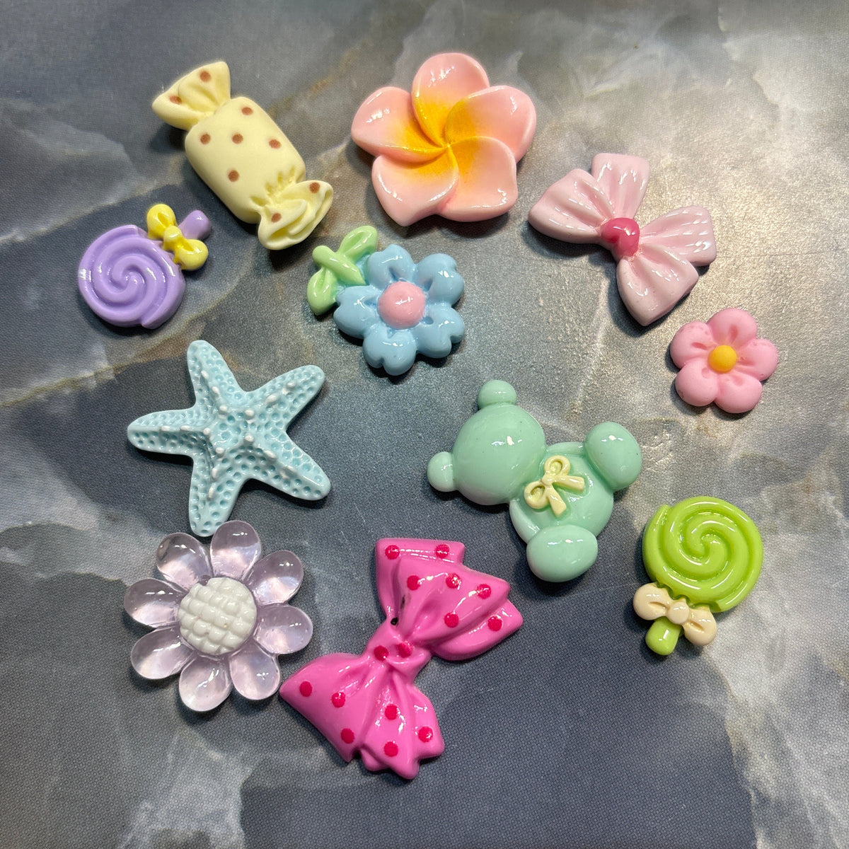 Large Random Charms