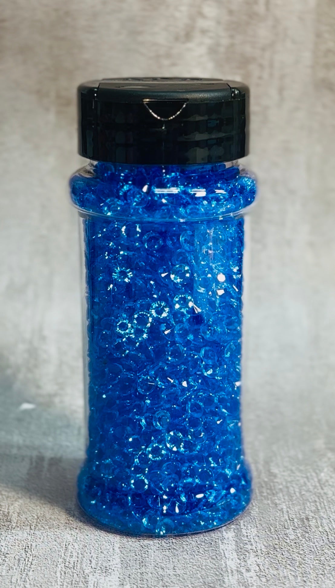Electric Blue acrylic Diamonds for tumblers 