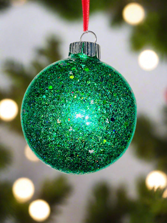 ✨ Custom Ornaments ✨ (Mistletoe Magic)