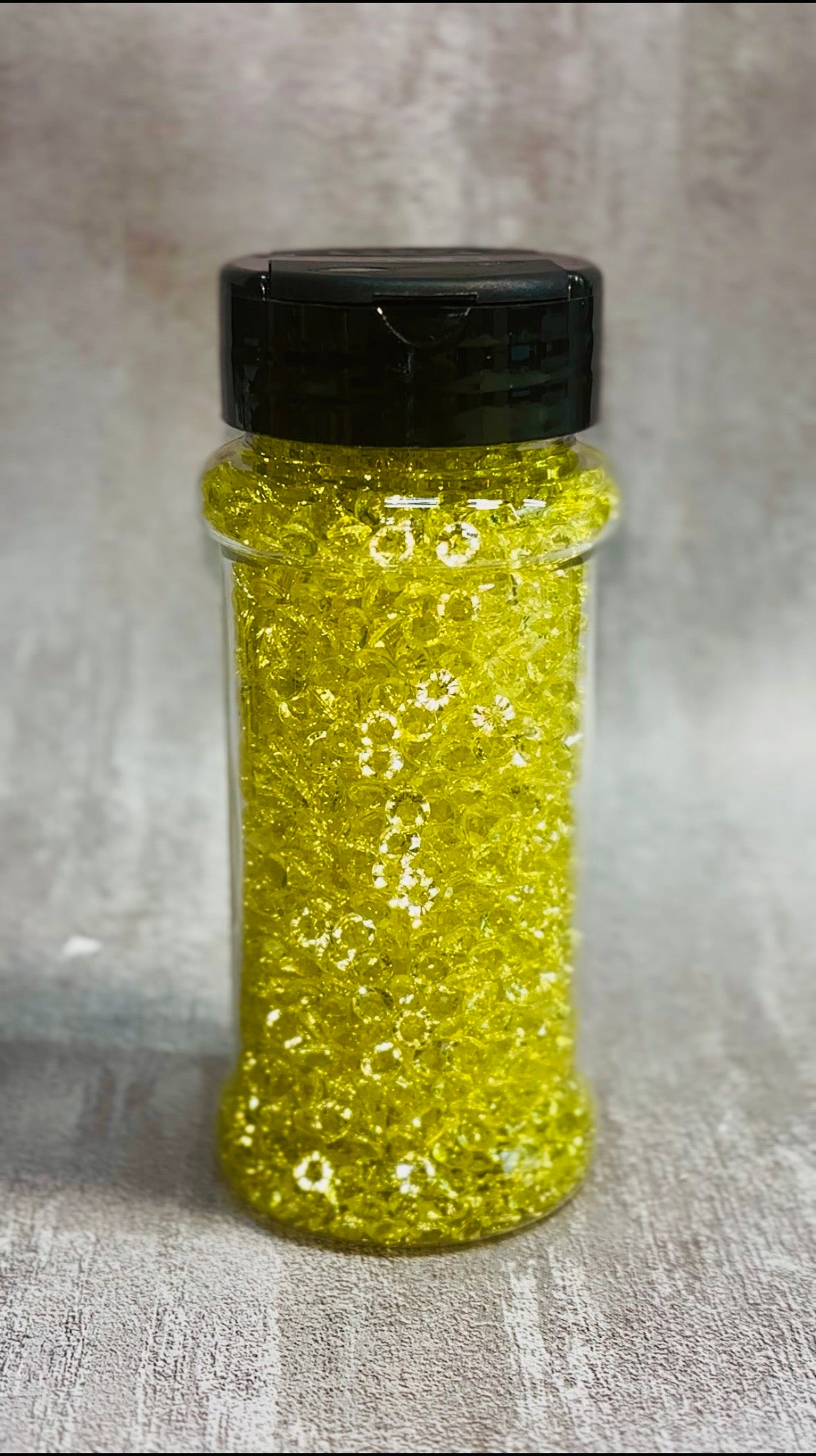 Yellow acrylic Diamonds for tumblers 