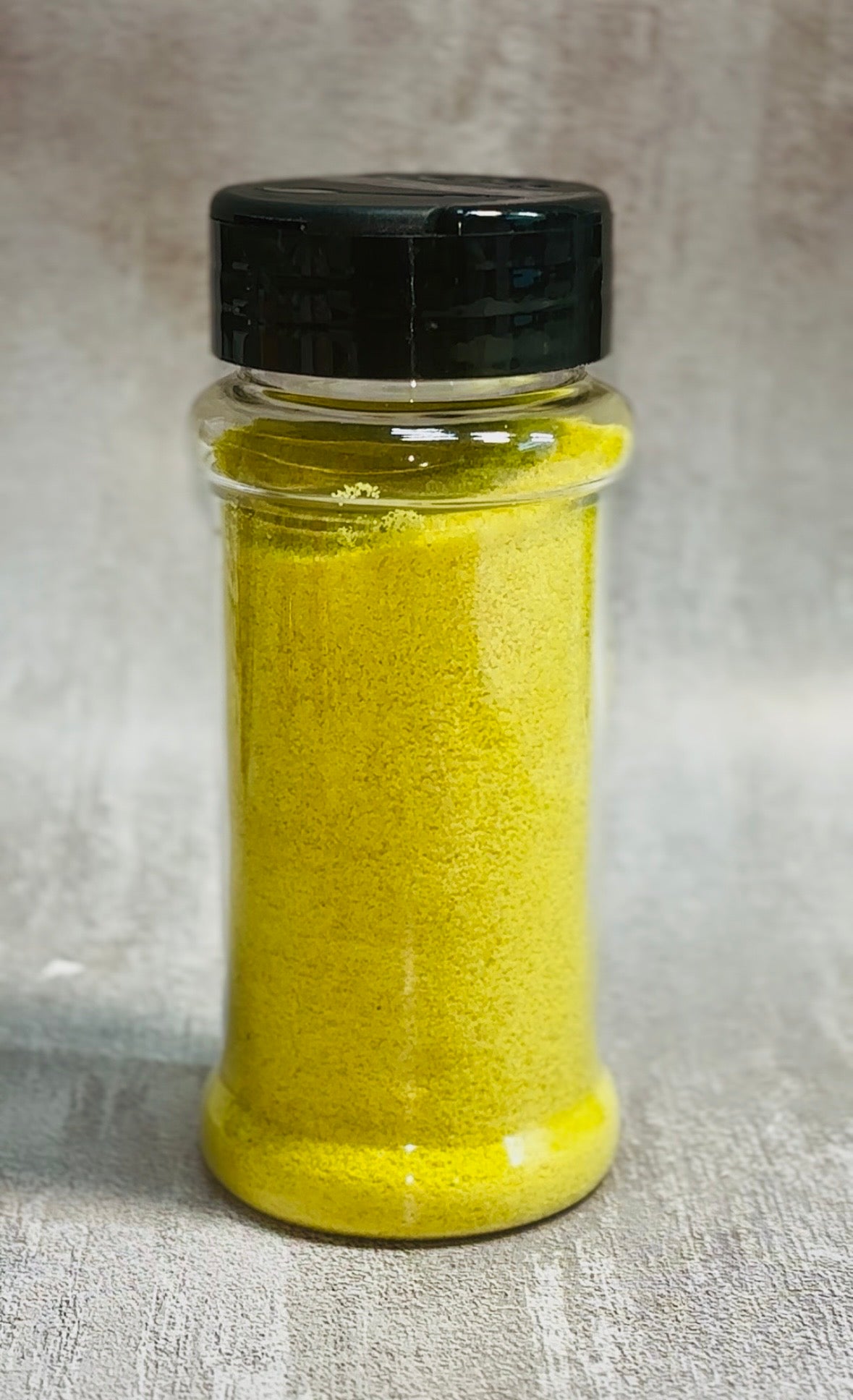 yellow colored sand